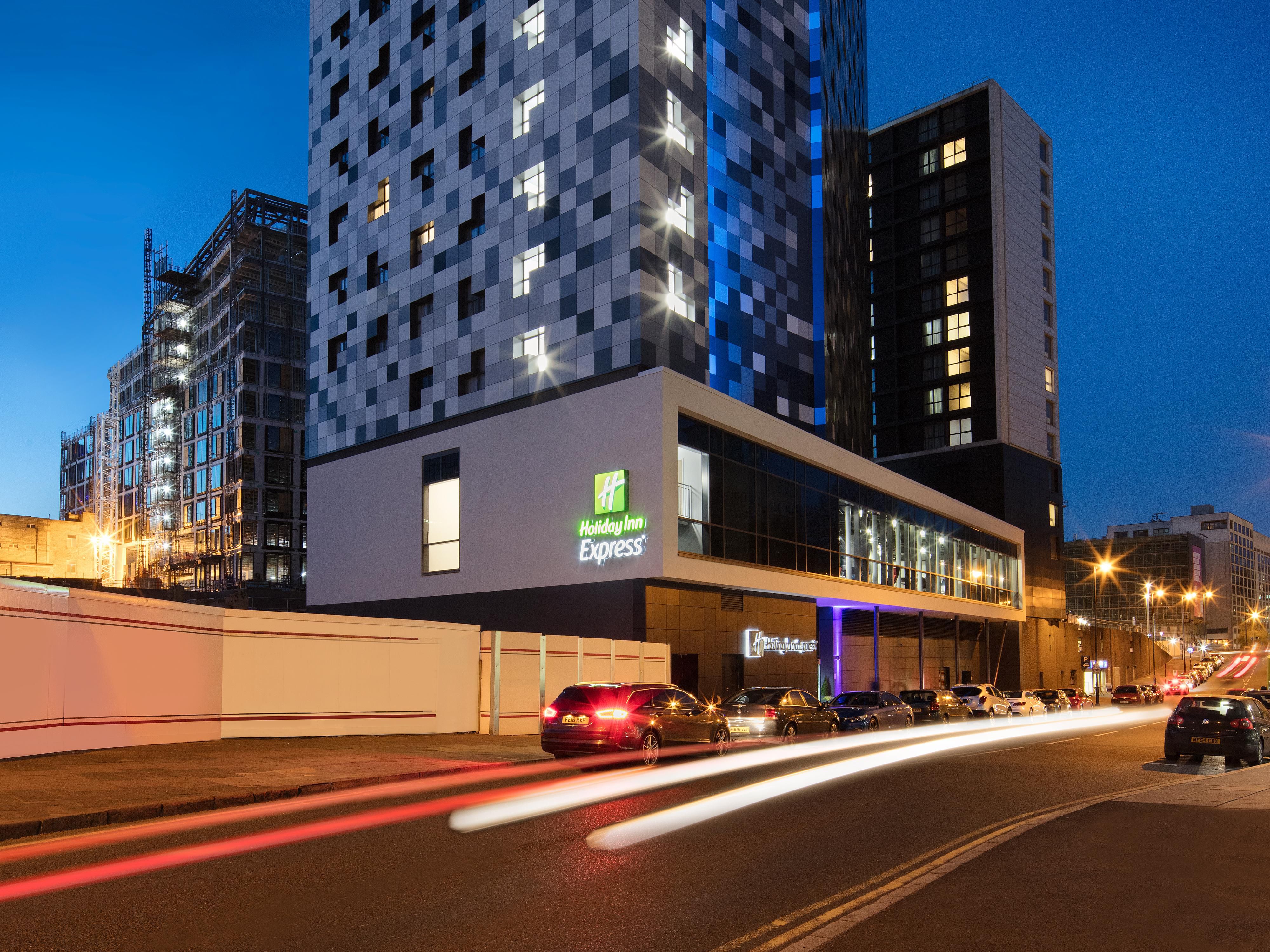 holiday-inn-express-birmingham-5020722864-4x3